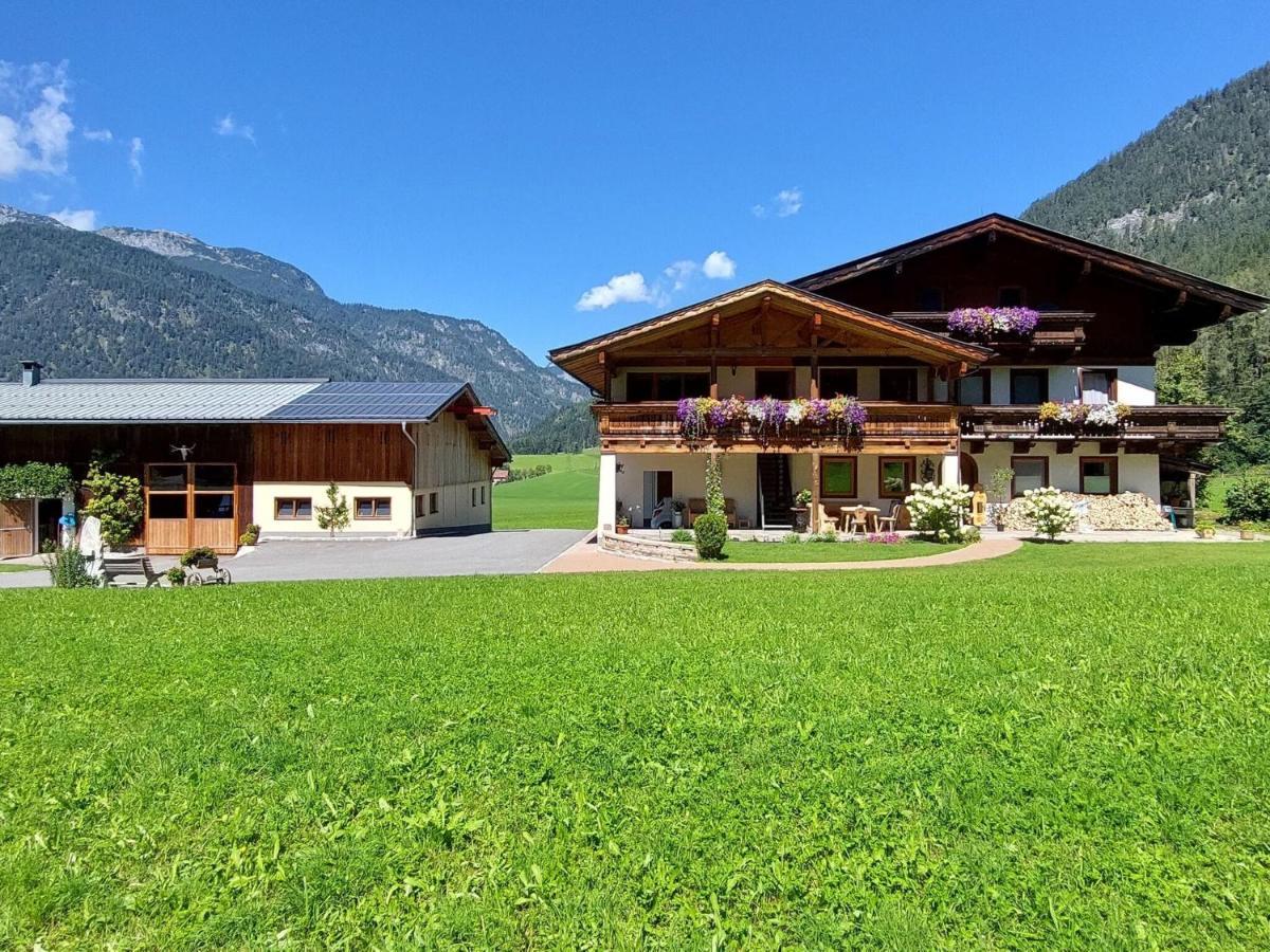 Apartment In Saalfelden Am Steinernen Meer エクステリア 写真
